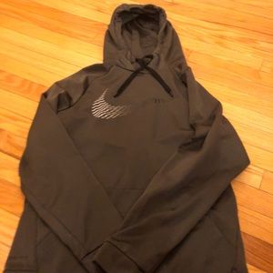 Nike hoodie (dark grey)